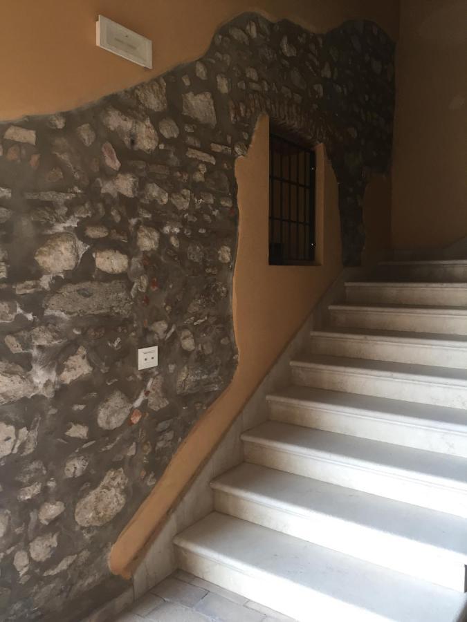 Casa Del Monastero Apartment Polpenazze del Garda Exterior photo